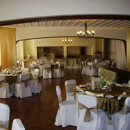 The Shakespeare Inn Vanderbijlpark Dış mekan fotoğraf