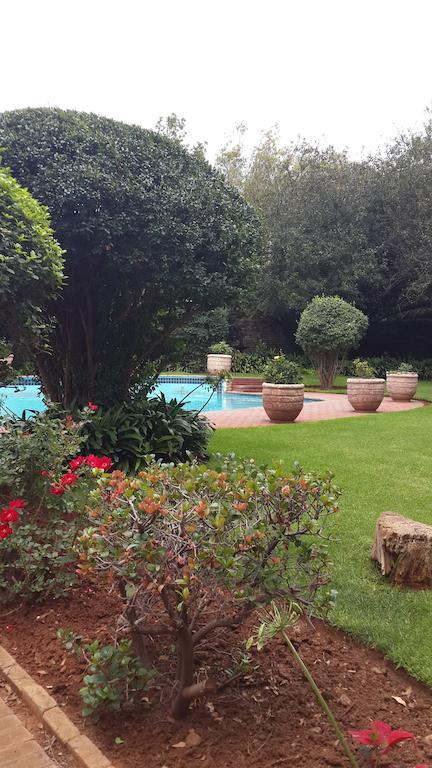 The Shakespeare Inn Vanderbijlpark Dış mekan fotoğraf